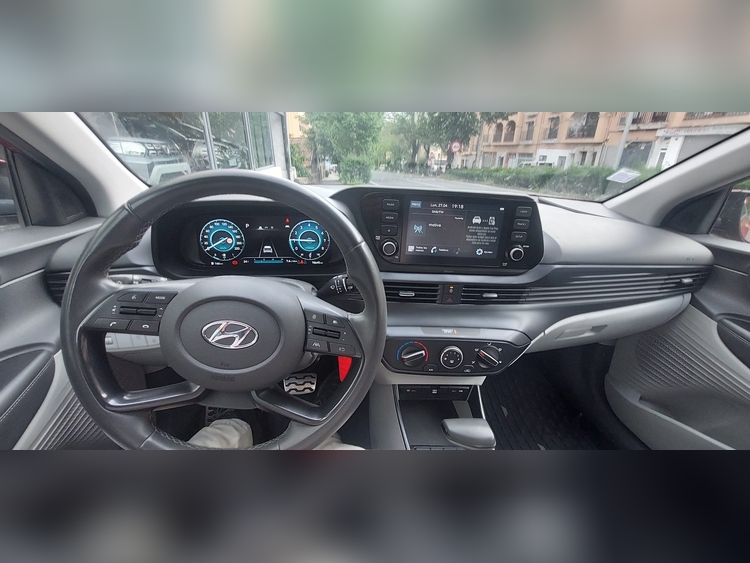 Hyundai BAYON 1.0 foto 5